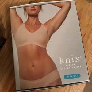 Knix v-neck evolution bra